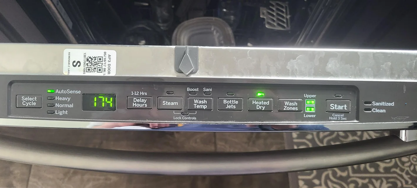 Bosch Dishwasher Blinking Red Light [SOLVED] - SimplySwider.com